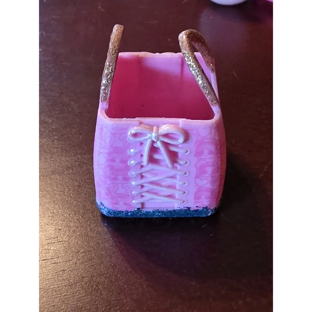 Miscellaneous Fashion Doll Purses Lot